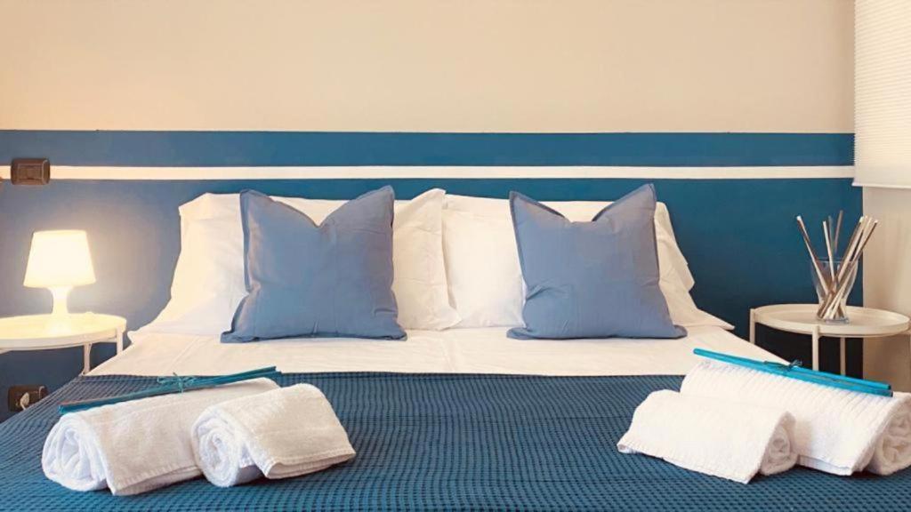 Alessandro 82 - Immobili E Soluzioni Rent แบร์กาโม ภายนอก รูปภาพ